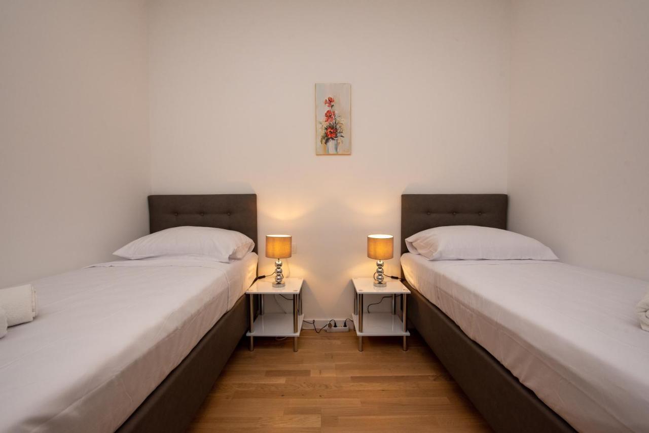 Apartment Katicic Split Bagian luar foto
