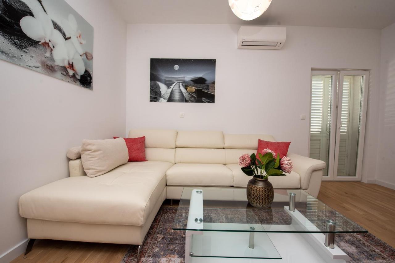 Apartment Katicic Split Bagian luar foto
