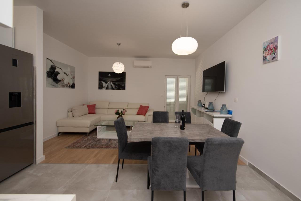 Apartment Katicic Split Bagian luar foto