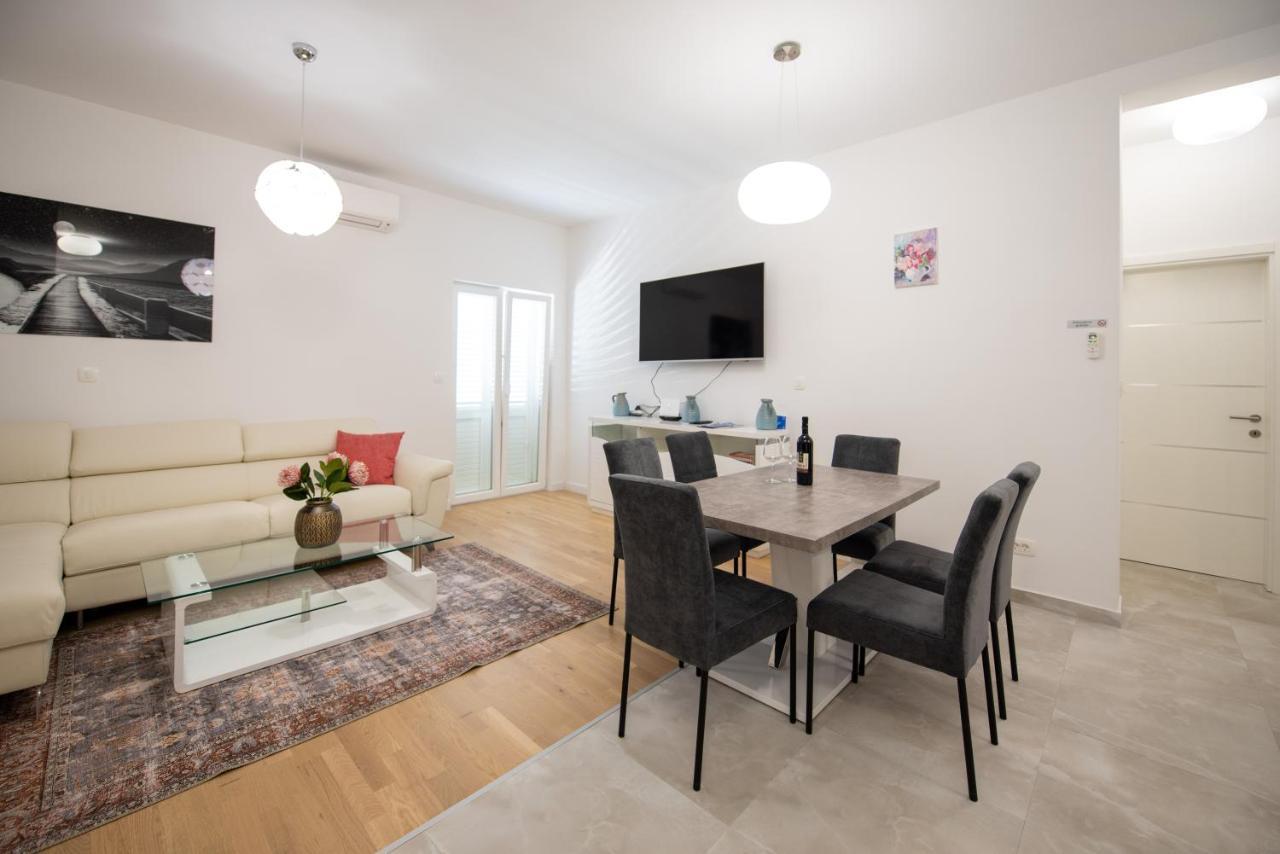 Apartment Katicic Split Bagian luar foto